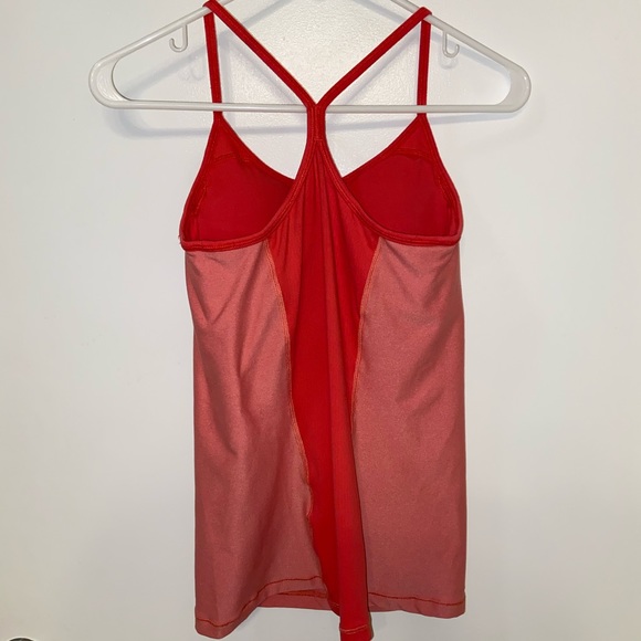 Nike dri-fit workout tank - Picture 3 of 10